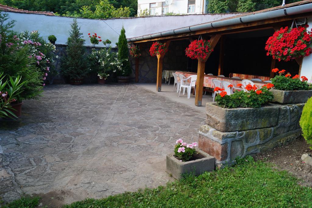 Cseresznyes Vendeghaz Apartment Szomolya