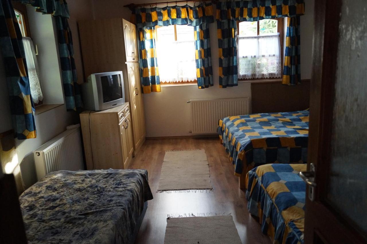 Cseresznyes Vendeghaz Apartment *